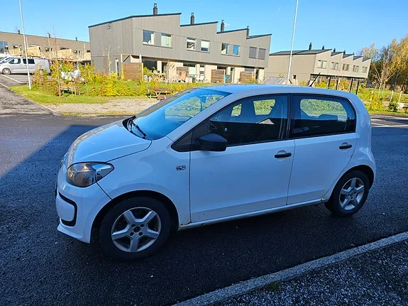 Volkswagen Up 2013 photo 4