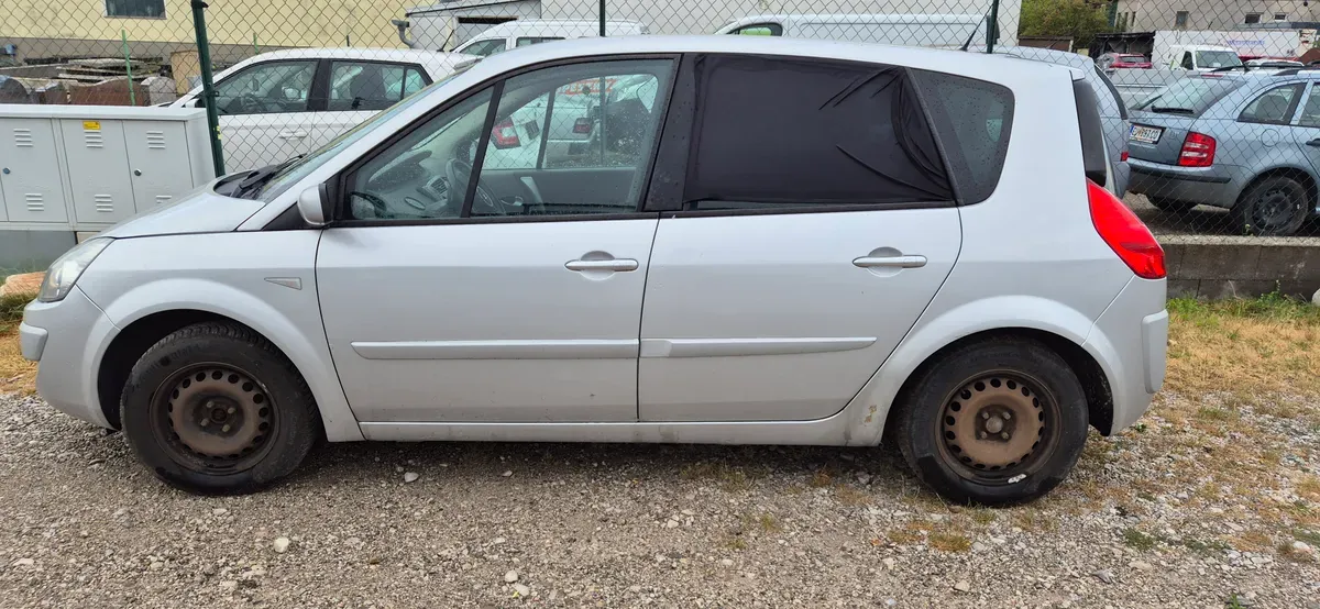 Renault Scenic 2009 photo 3