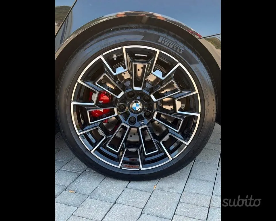 BMW M5 Touring 2025 photo 3