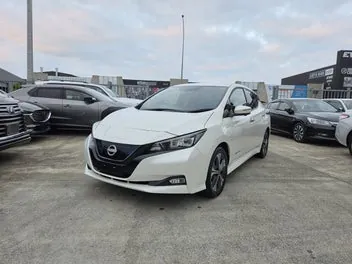 Nissan Leaf 2022 photo 2