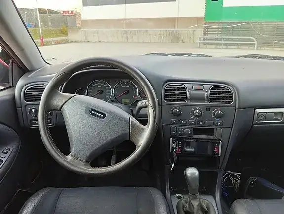 Volvo V40 2004 photo 5
