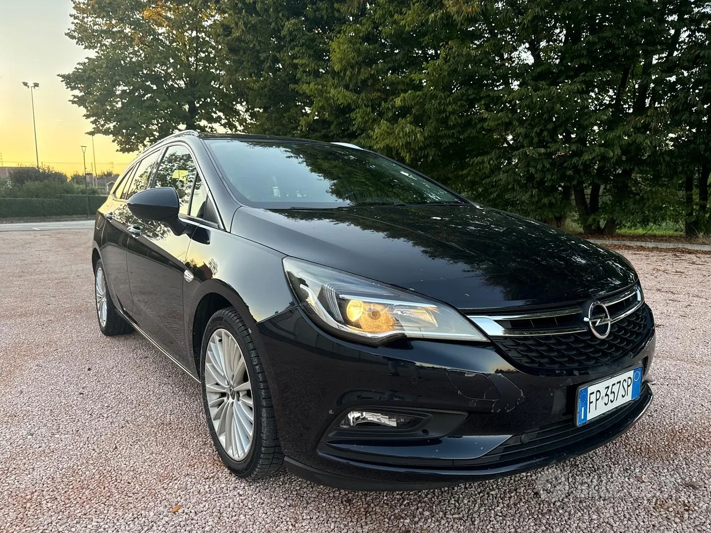 Opel Astra 2018 photo 3