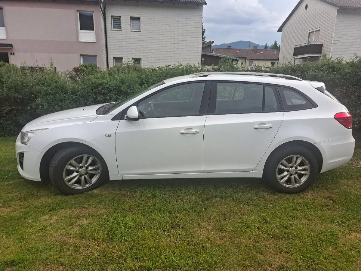 Chevrolet Cruze 2013 photo 2