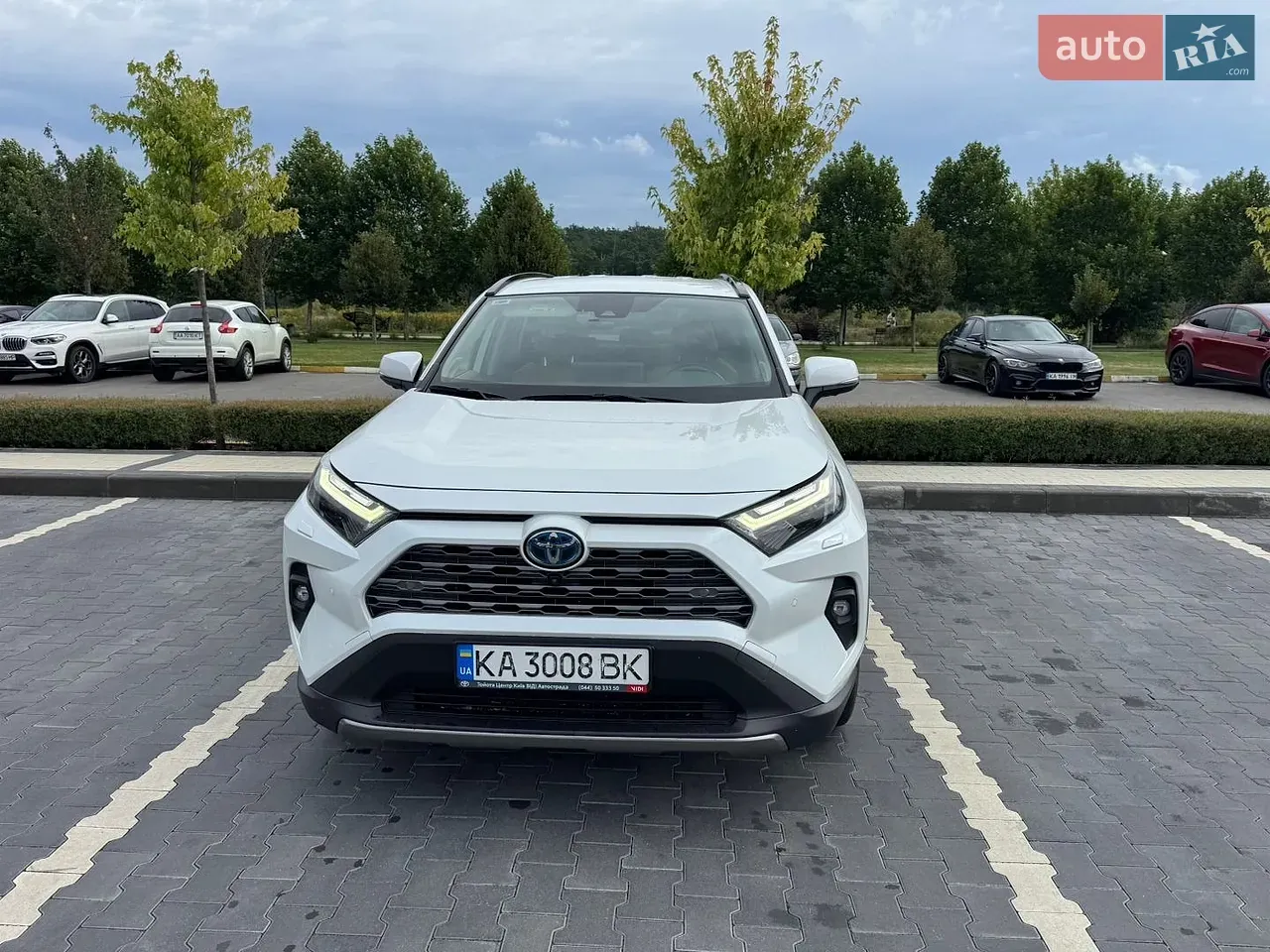 Toyota Rav4 2023 photo 2