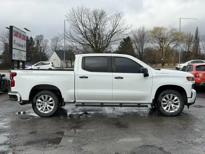 Chevrolet Silverado 1500 2020 photo 2