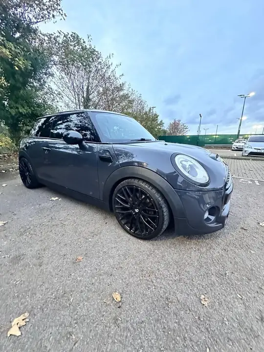 Mini Hatch 2017 photo 4