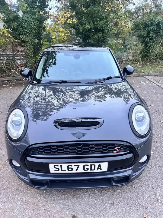 Mini Hatch 2017 photo 2