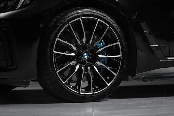BMW I4 2026 photo 3