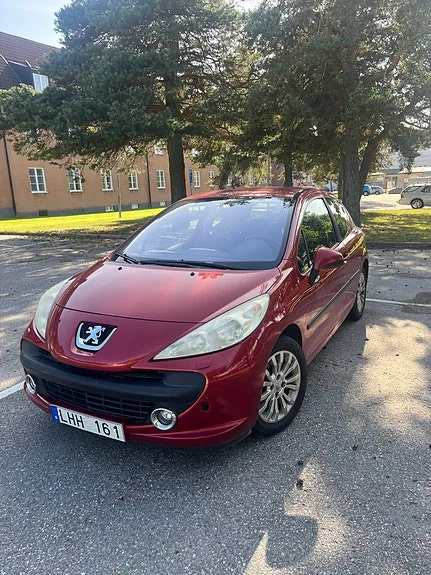 Peugeot 207 2007 photo 2