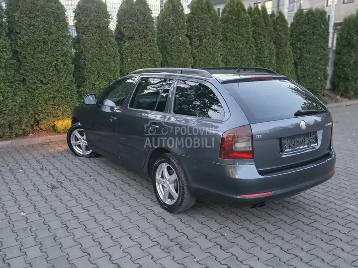 Skoda Octavia 2009 photo 5