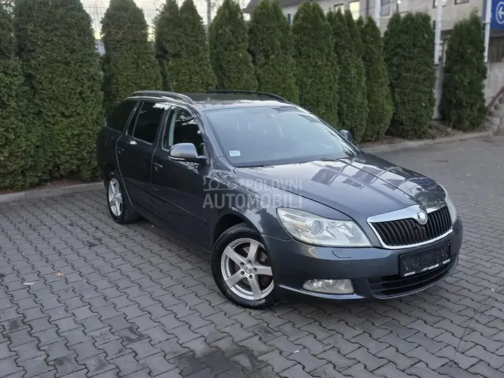 Skoda Octavia 2009 photo 2