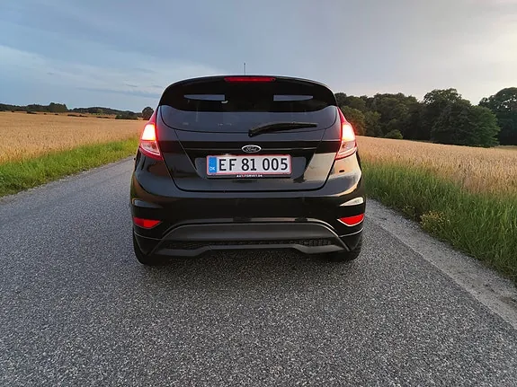 Ford Fiesta 2014 photo 5