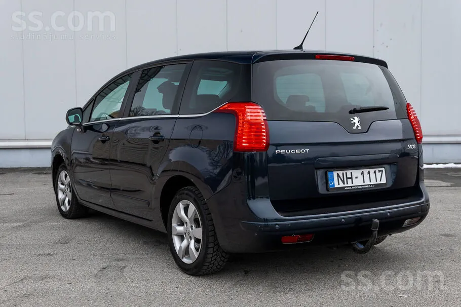 Peugeot 5008 2009 photo 4