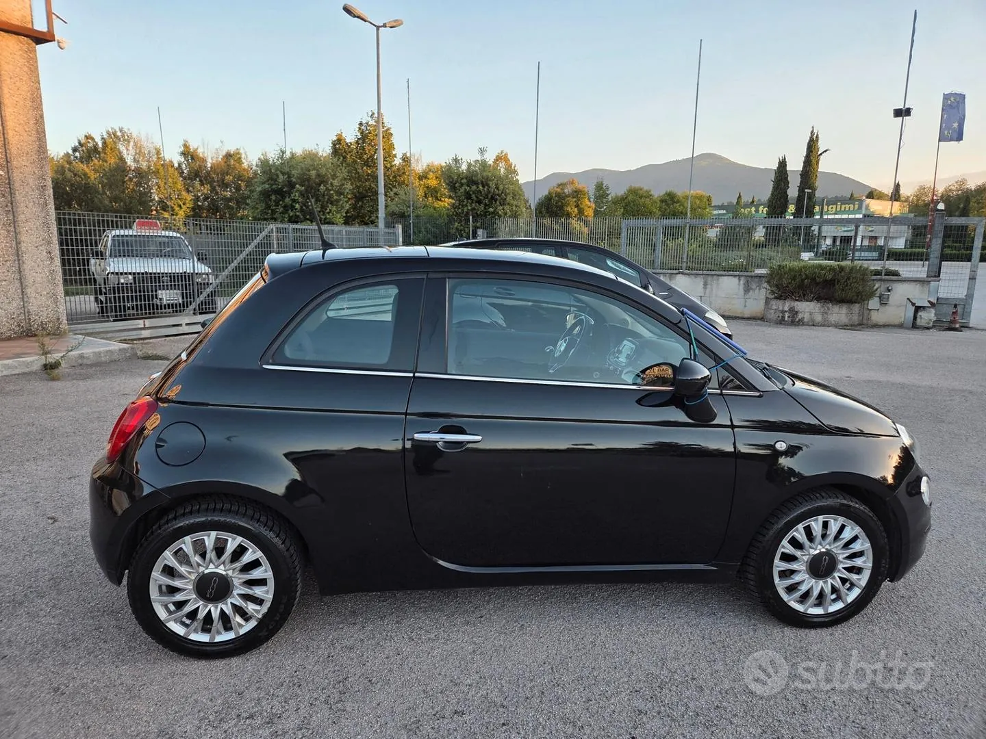 Fiat 500 2019 photo 2