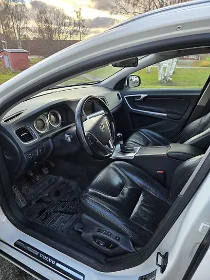 Volvo V60 2012 photo 5