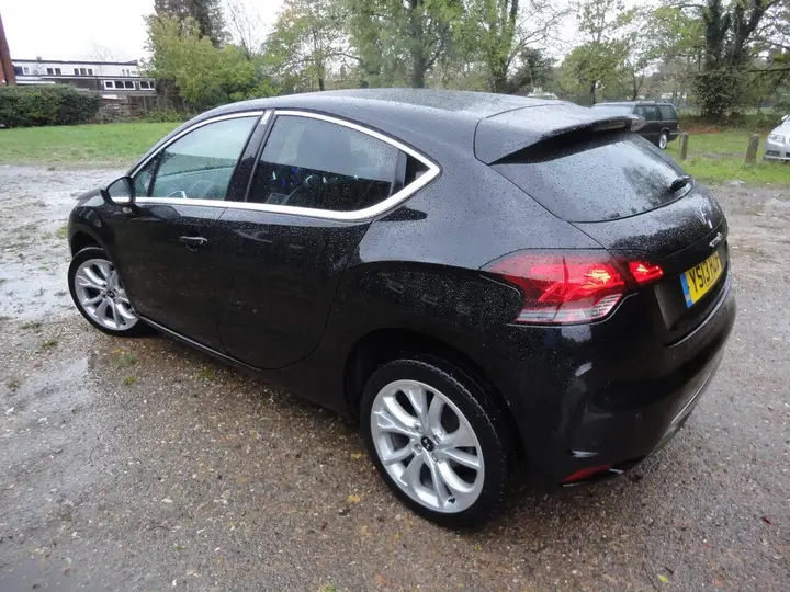 Citroen Ds4 2013 photo 3