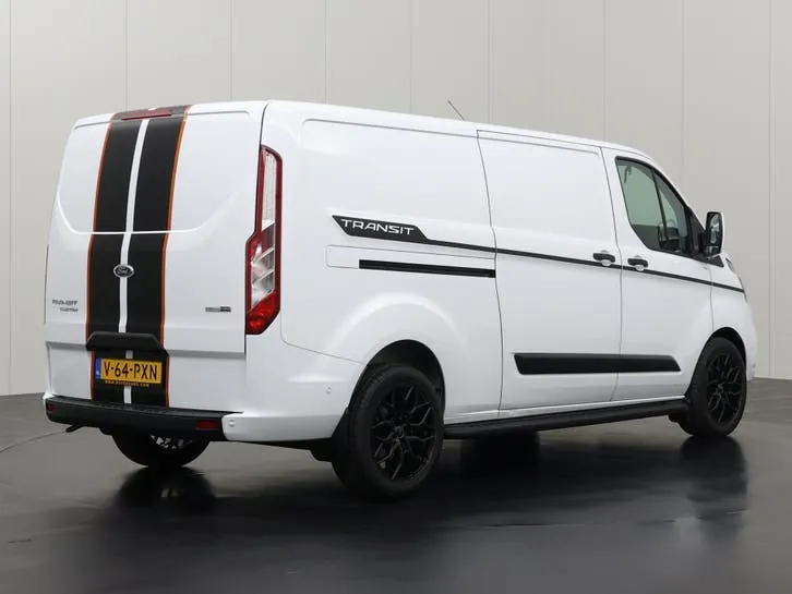 Ford Transit Custom 2022 photo 2