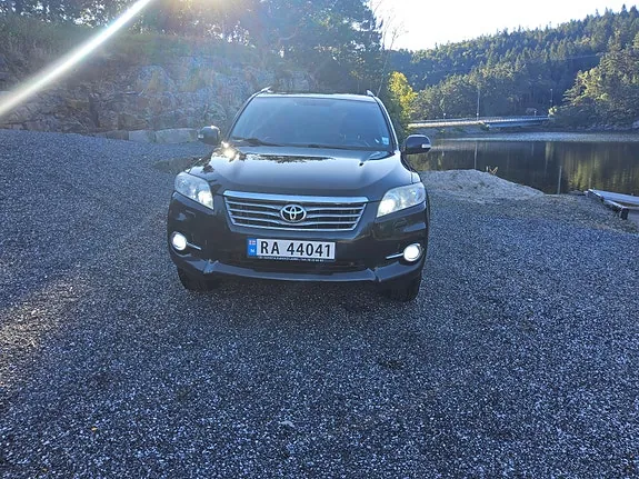 Toyota Rav4 2012 photo 4