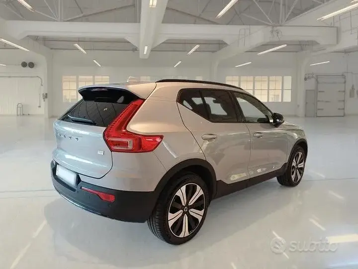 Volvo Xc40 2022 photo 4