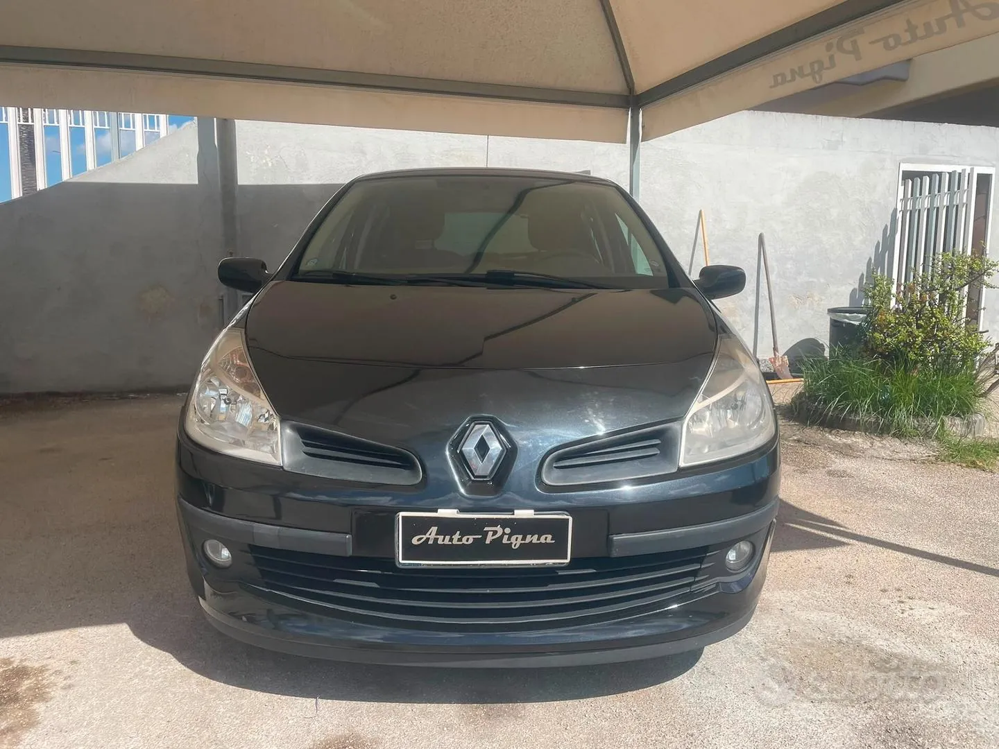 Renault Clio 2007 photo 2
