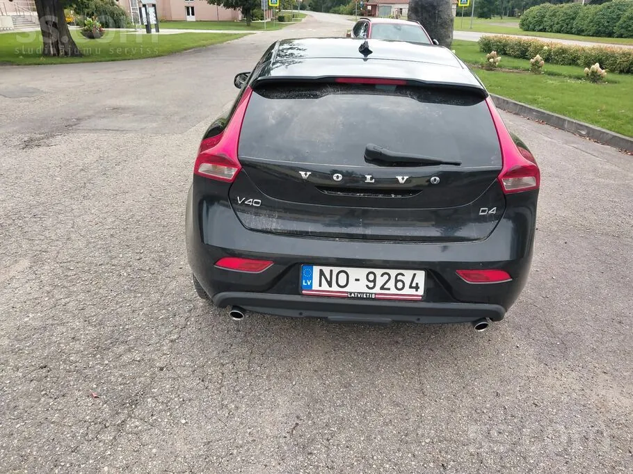 Volvo V40 2014 photo 4