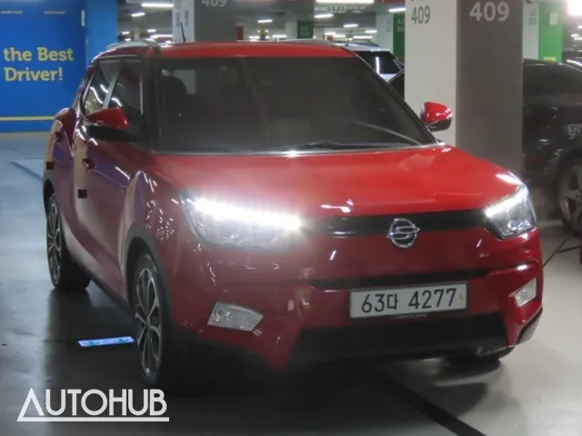 KG Mobility Tivoli 2017 photo 2