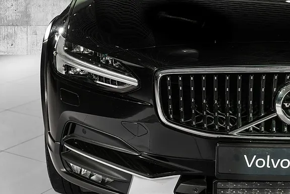 Volvo V90 Cross Country 2020 photo 2