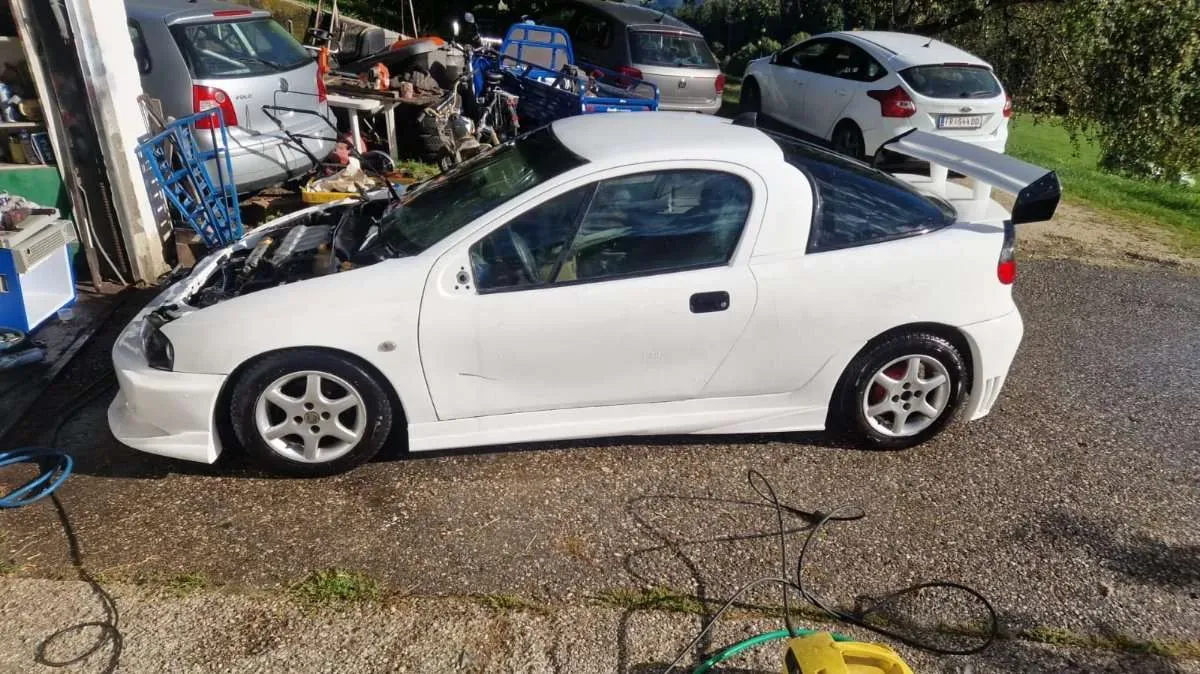 Opel Tigra 1995 photo 3