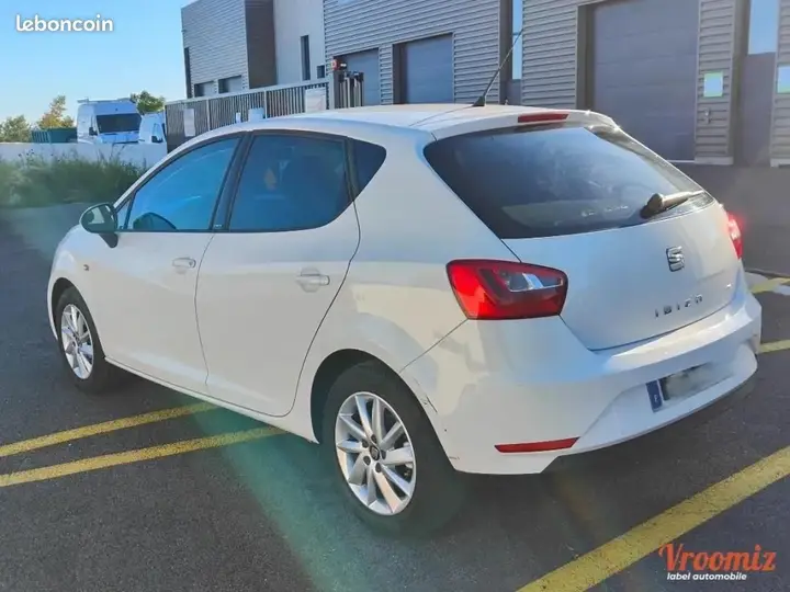 Seat Ibiza 2014 photo 5