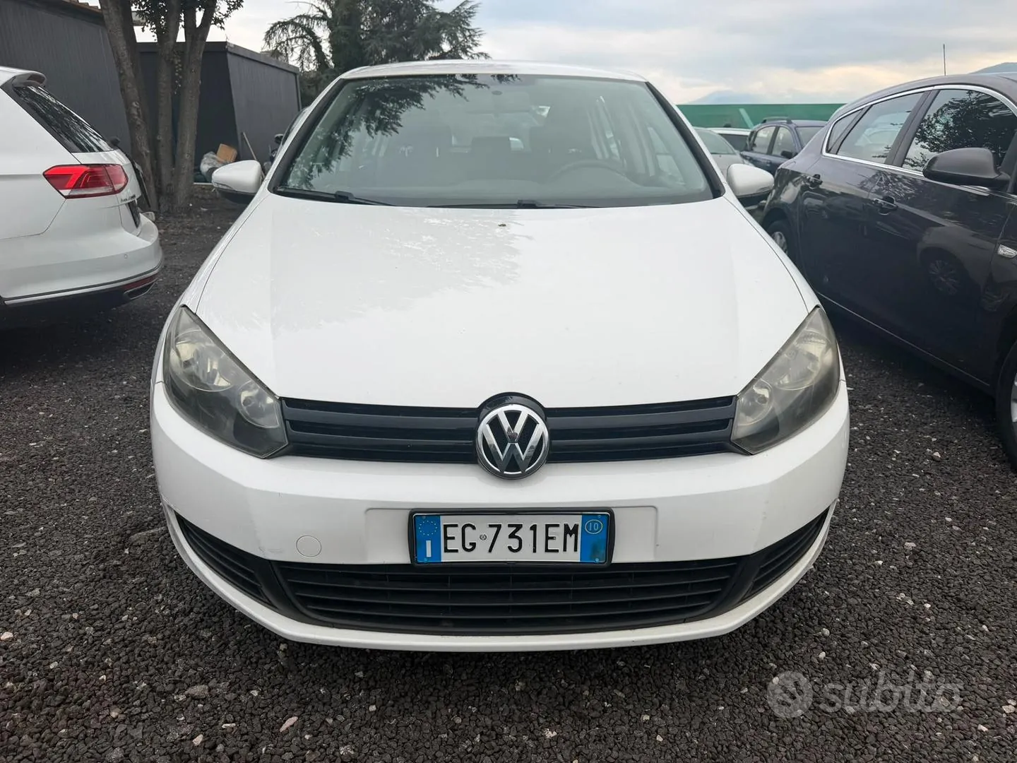 Volkswagen Golf 2010 photo 3