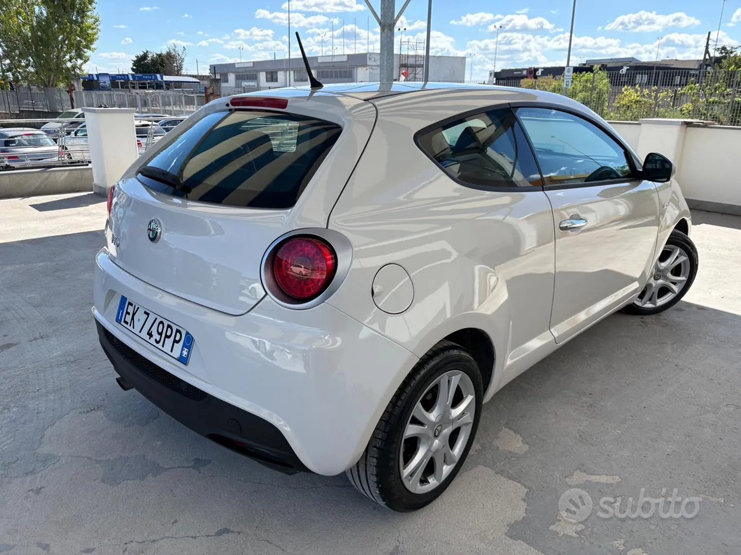 Alfa Romeo Mito 2012 photo 3
