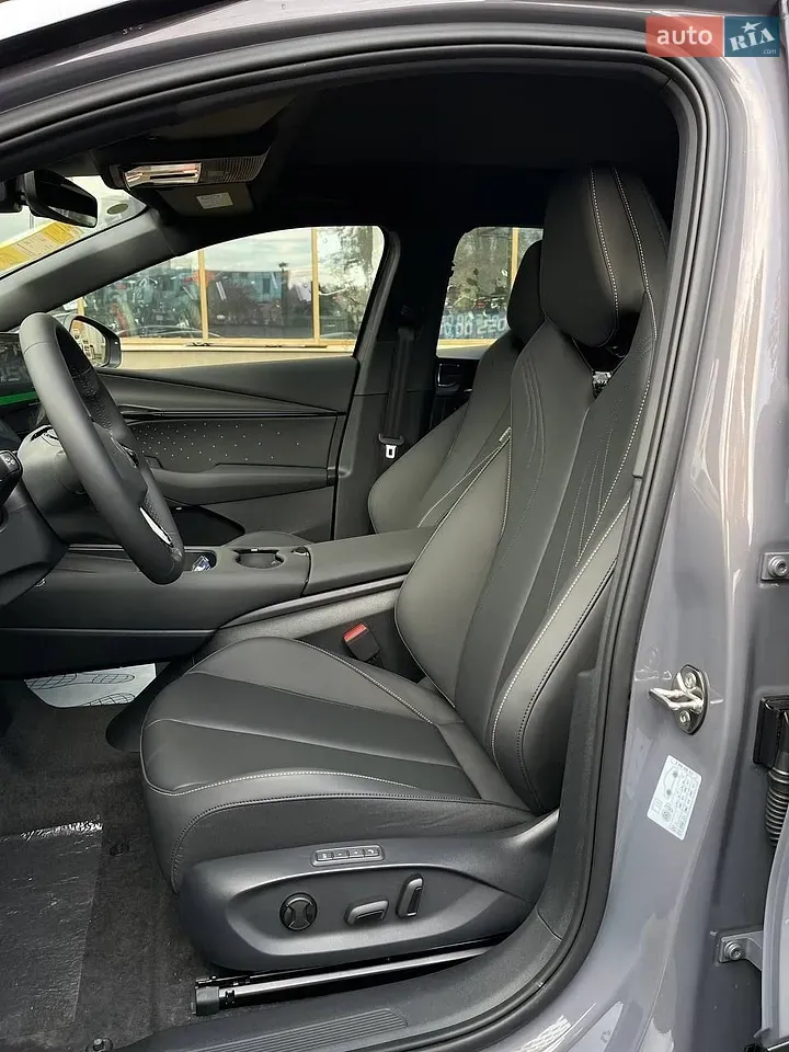 Volkswagen Id. Unyx 2025 photo 5