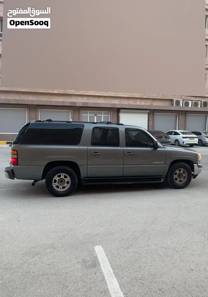 GMC Yukon 2002 photo 3
