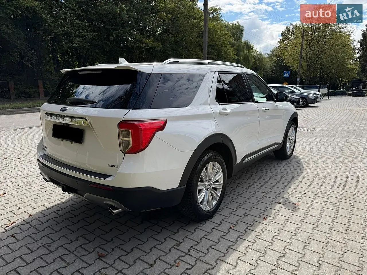 Ford Explorer 2022 photo 5