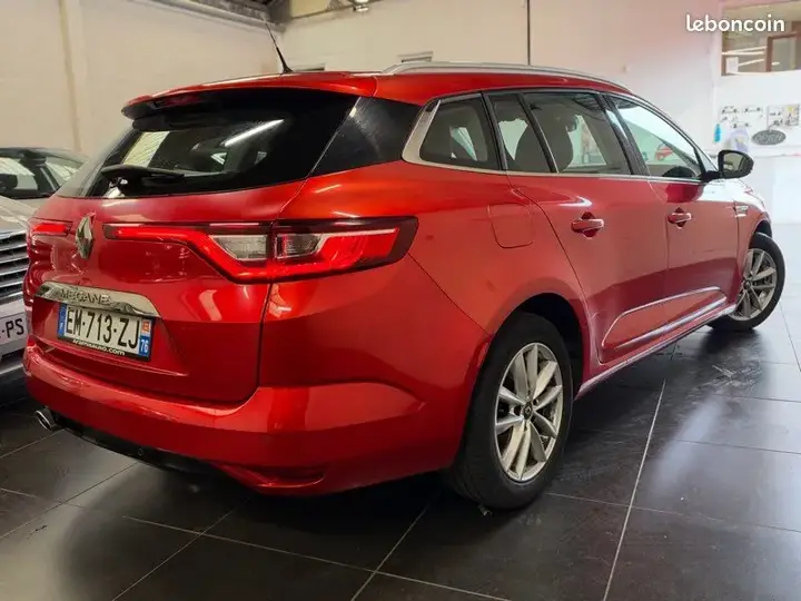 Renault Megane 2016 photo 3
