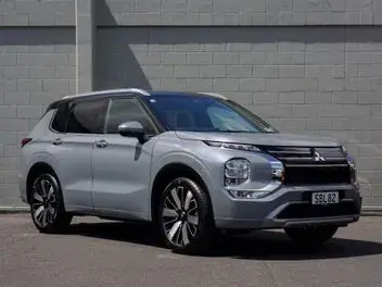 Mitsubishi Outlander 2026 photo 2