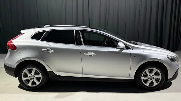 Volvo V40 Cross Country 2015 photo 5