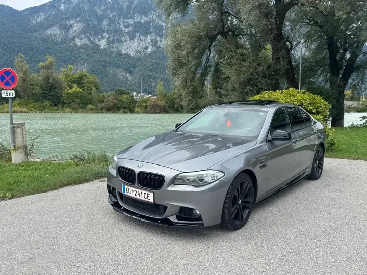 BMW 5 Series 2011 photo 3