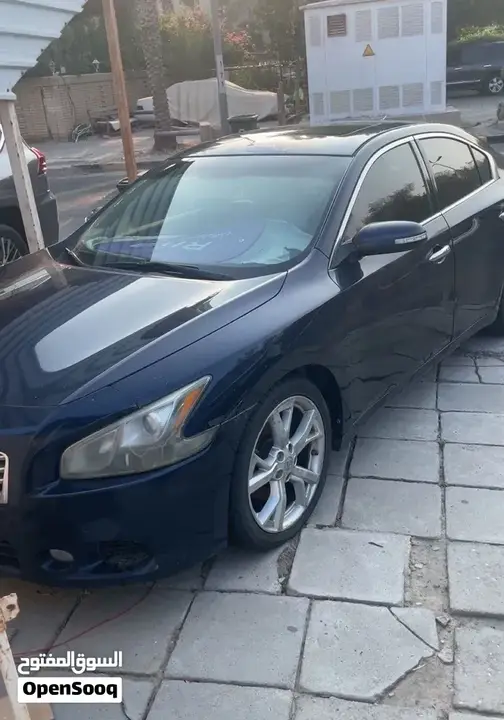 Nissan Maxima