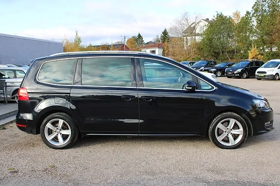 Volkswagen Sharan 2012 photo 3