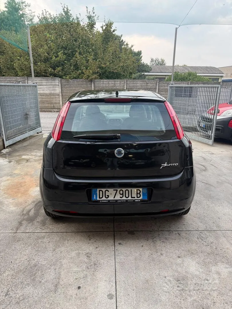 Fiat Grande Punto 2007 photo 5