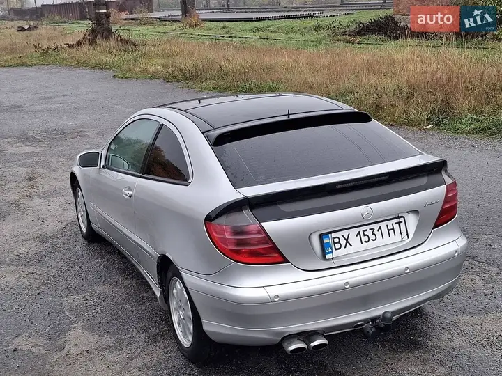 Mercedes-Benz C-Class 2001 photo 3