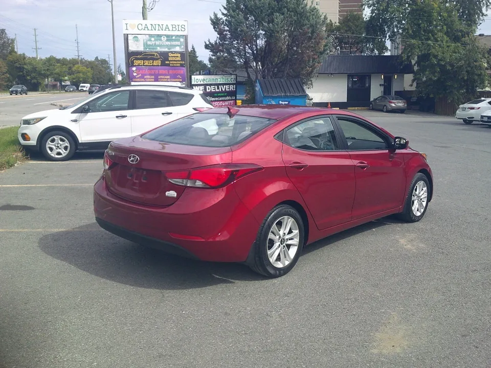 Hyundai Elantra 2014 photo 2