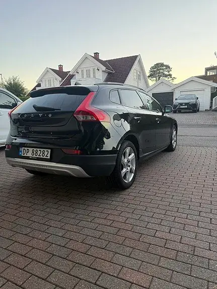 Volvo V40 Cross Country 2016 photo 4