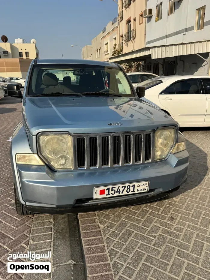 Jeep Cherokee 2012 photo 3