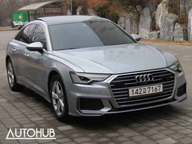 Audi A6 2021 photo 2