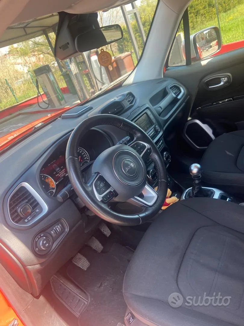 Jeep Renegade 2015 photo 5