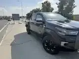 Toyota Hilux 2022 photo 4
