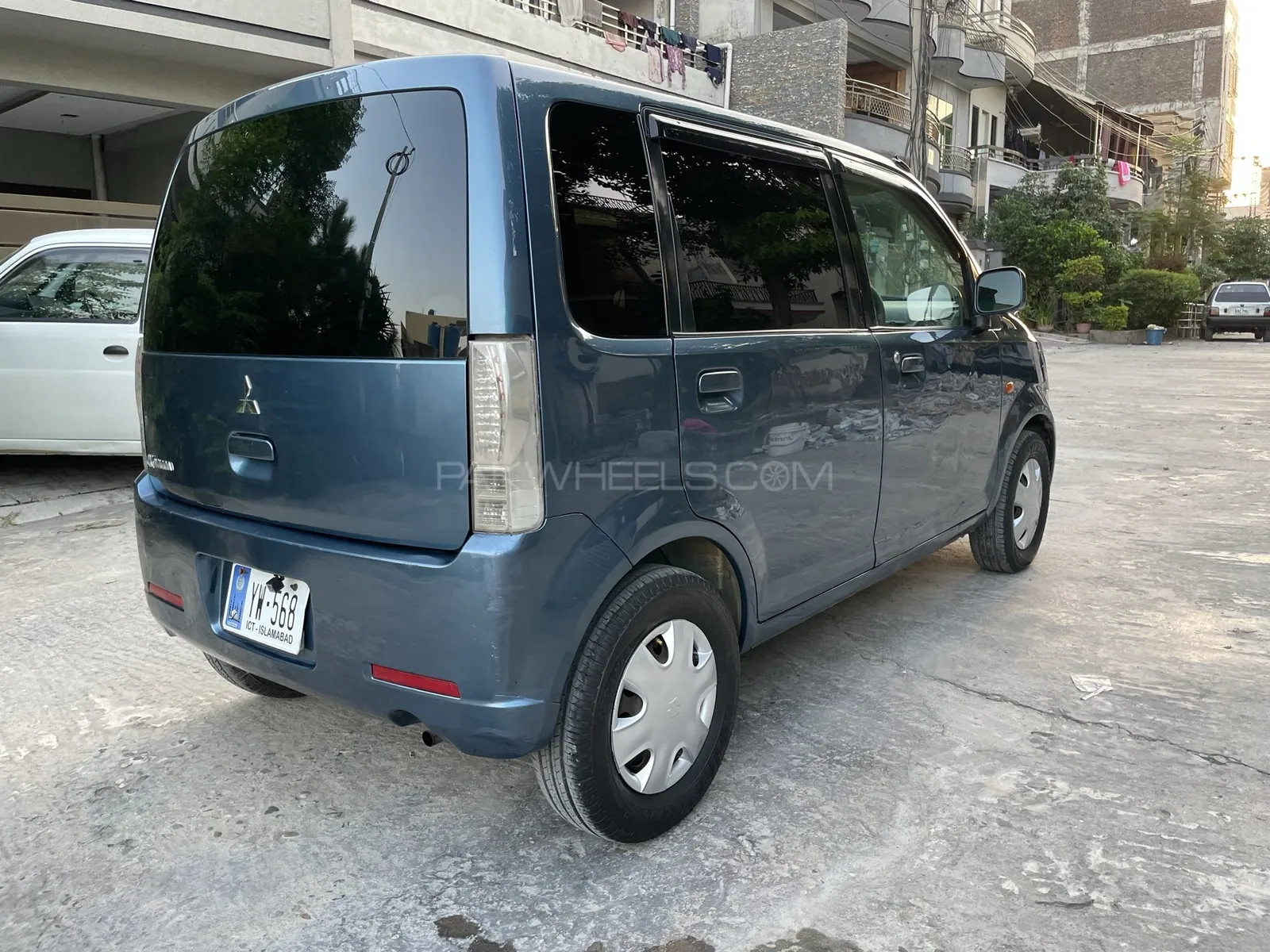 Mitsubishi Ek Wagon
