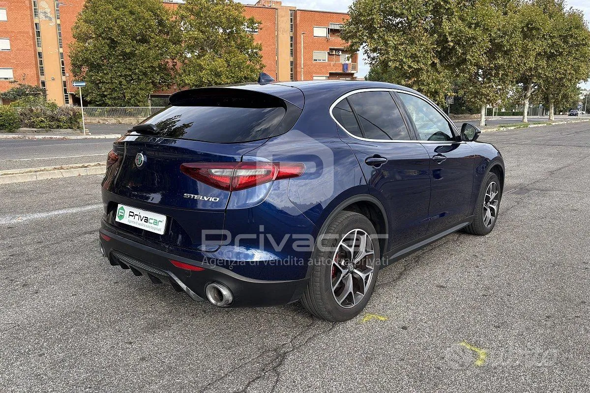 Alfa Romeo Stelvio 2018 photo 5
